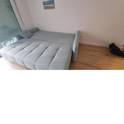 1 bedroom apartment in Makarska with free parking and secured parking on beach