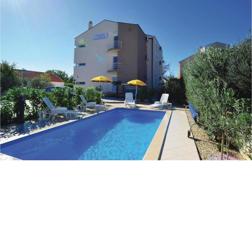 1 Bedroom Awesome Apartment In Bibinje
