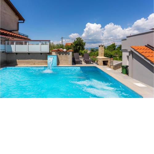 1 Bedroom Awesome Apartment In Polje