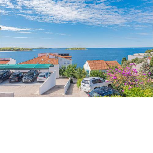 1 Bedroom Beautiful Apartment In Primosten