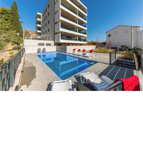 1 Bedroom Beautiful Apartment In Seget Donji