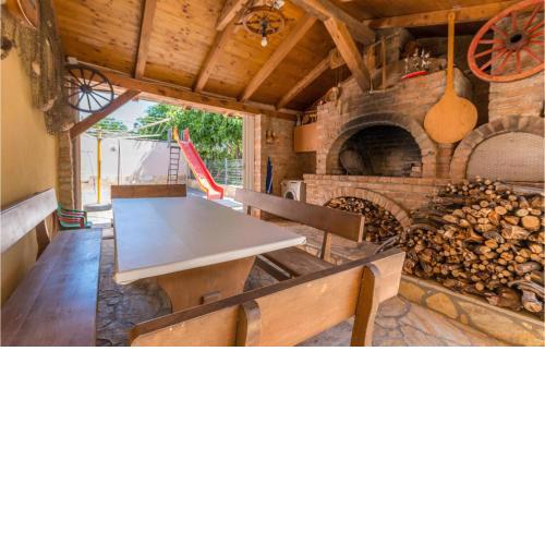 1 Bedroom Cozy Apartment In Kakma
