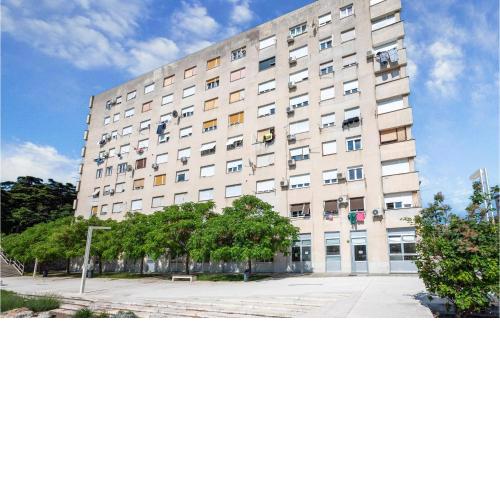 1 Bedroom Lovely Apartment In Pula
