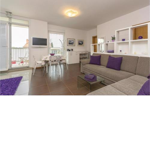 1 Bedroom Lovely Apartment In Rovinj