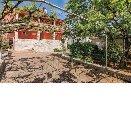 1 Bedroom Lovely Apartment In Rovinj