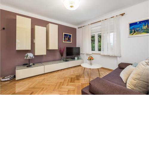 1 Bedroom Stunning Apartment In Opatija