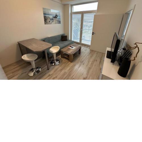 1 room Apartment with balcony, Nálepkova