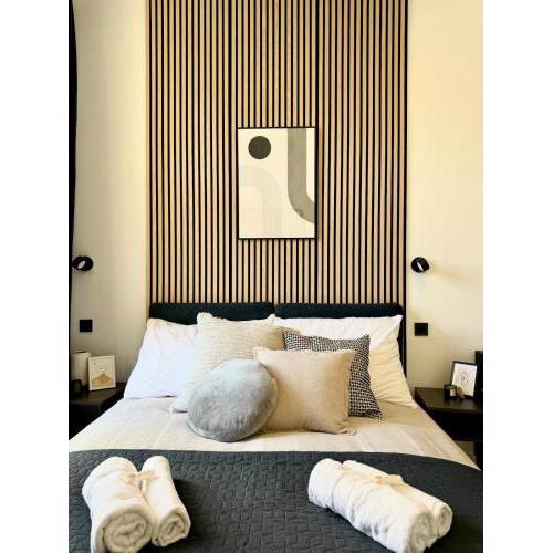 10 minutes Charles bridge modern APT