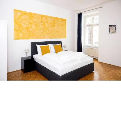 100 m2 Apartment with Free Parking - 15 min to Center