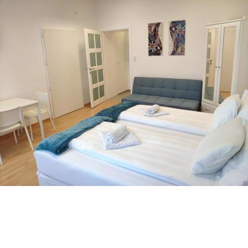 1210Apartment