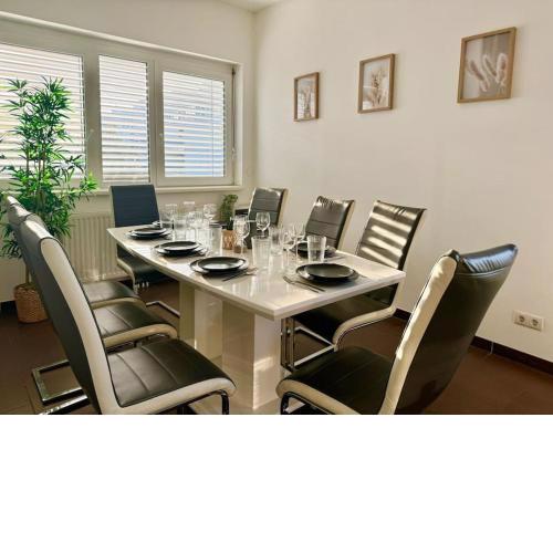 130 m2 4 Bedroom Apartment with Balcony & Free Parking
