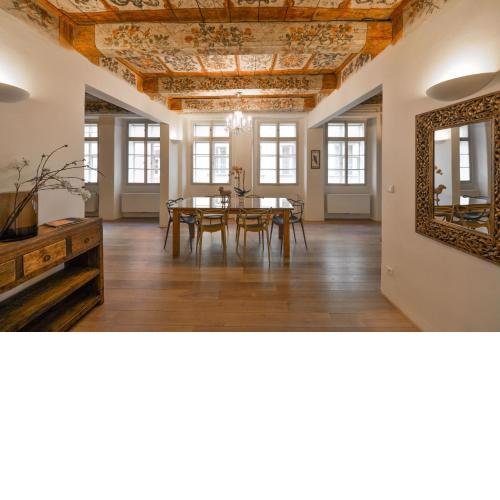 18th CENTURY BAROQUE RESIDENCE