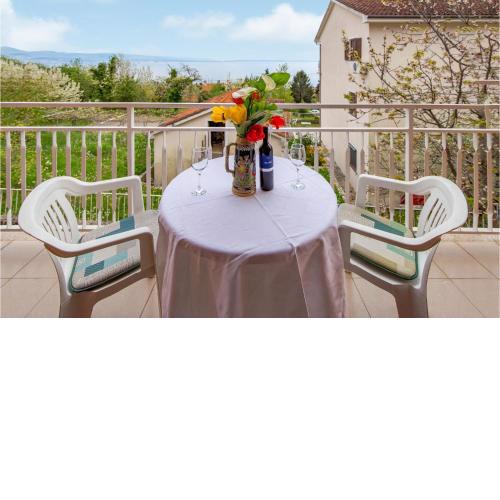 2 Bedroom Amazing Apartment In Lovran