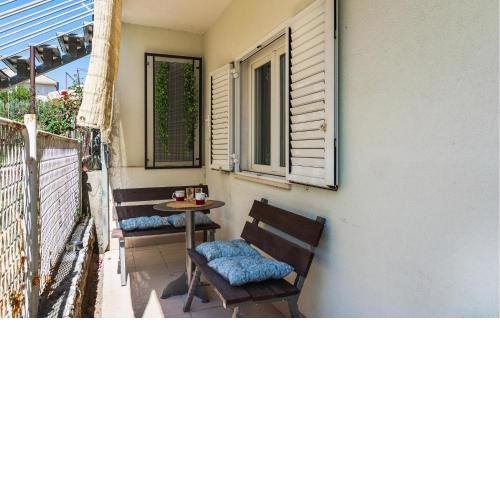 2 Bedroom Amazing Apartment In Split