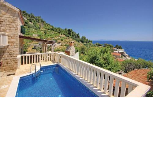 2 Bedroom Amazing Home In Podobuce