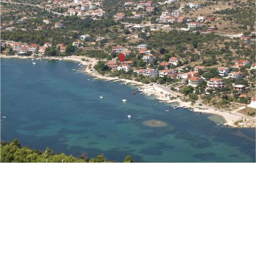 2 Bedroom Beautiful Apartment In Grebastica