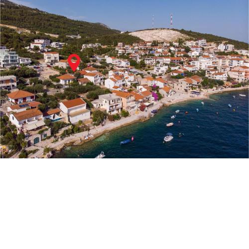 2 Bedroom Beautiful Home In Komarna