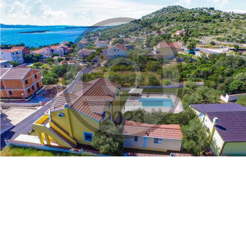 2 Bedroom Gorgeous Home In Drage