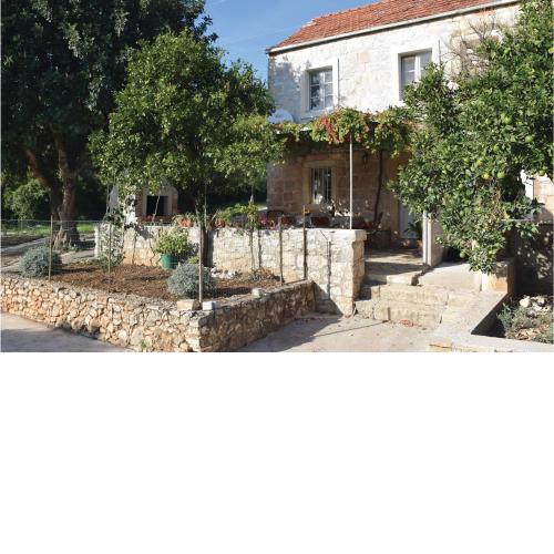 2 Bedroom Lovely Home In Orebic
