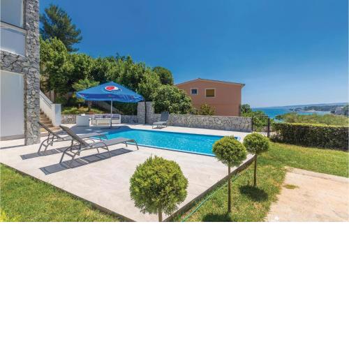 2 Bedroom Stunning Apartment In Krk