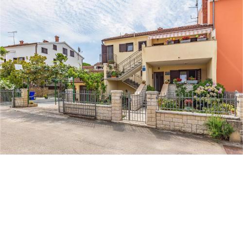 2 Bedroom Stunning Apartment In Rovinj