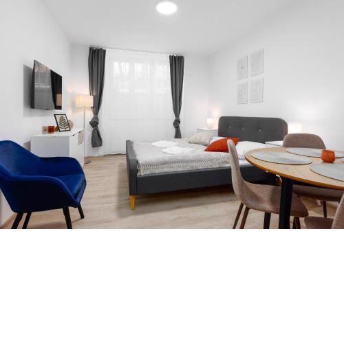 2 bedrooms apartment near the metro