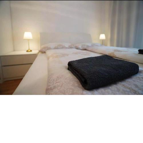 2 Bob's Apartment - 2 bedrooms with King Size beds