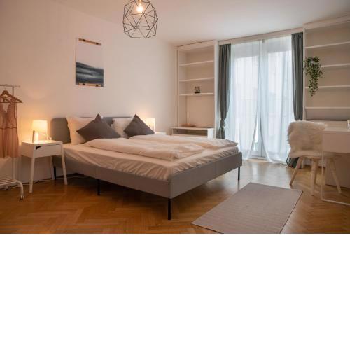 2 BR City Apartment in Neubau, 6 min to city center