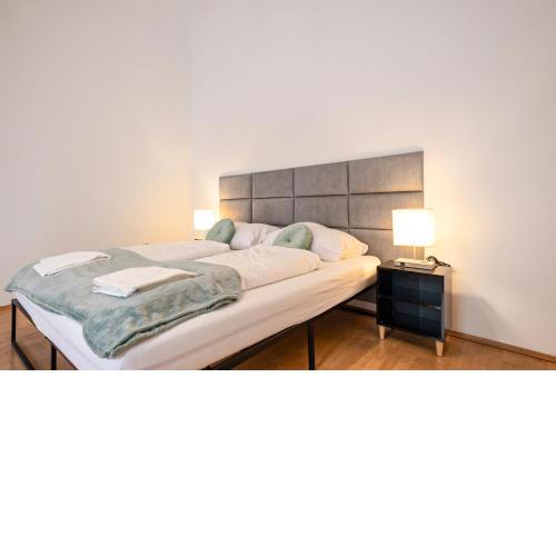 2BR Shared Apt Only 7Min to Wiener Stadthalle