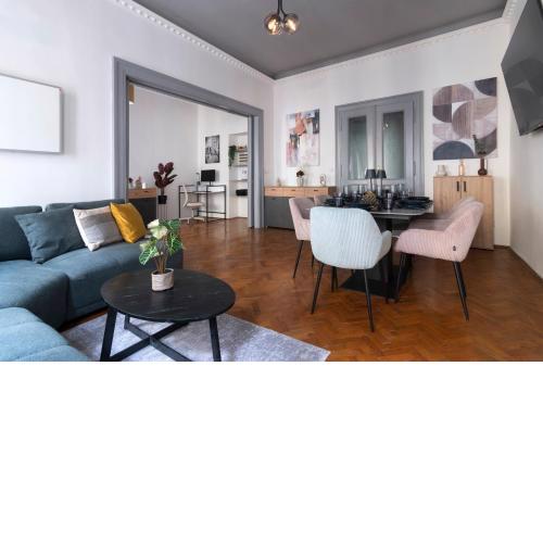 3 Bedroom - Central Superior-Flat 115m2