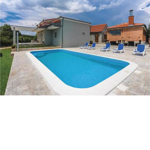 3 Bedroom Amazing Home In Dugogabe