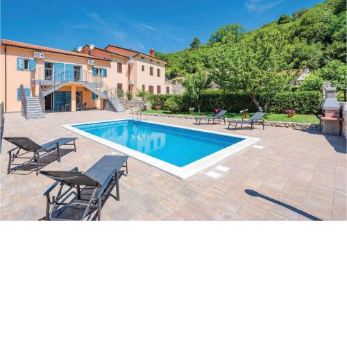 3 Bedroom Amazing Home In Plomin