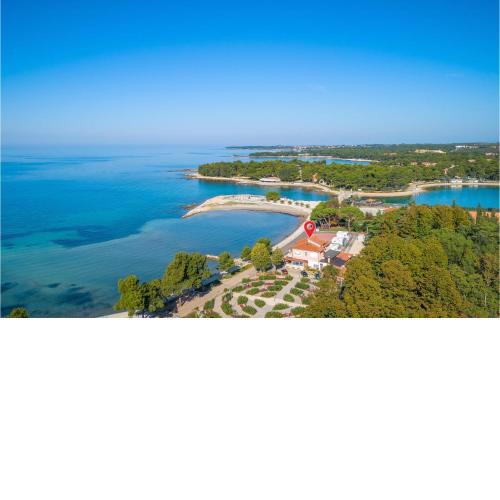3 Bedroom Cozy Apartment In Umag