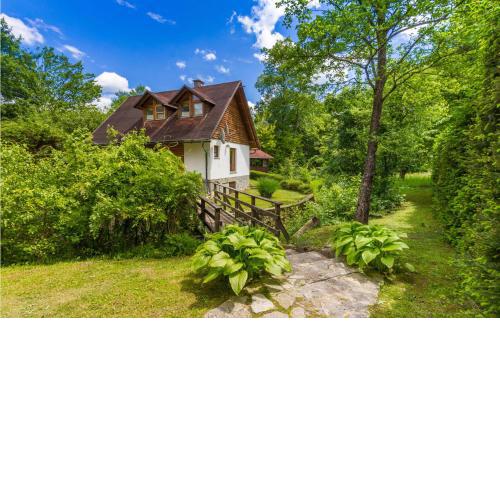 3 Bedroom Cozy Home In Blazevci