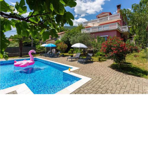 3 Bedroom Cozy Home In Veprinac