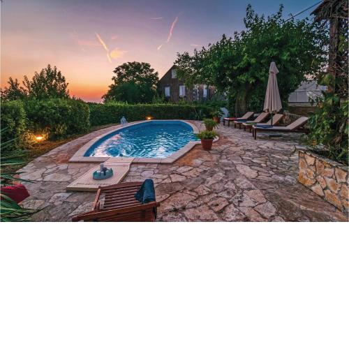 3 Bedroom Gorgeous Home In Nerezisca