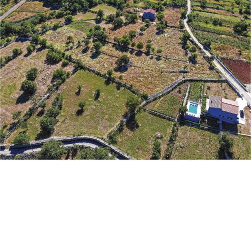 3 Bedroom Gorgeous Home In Primorki Dolac