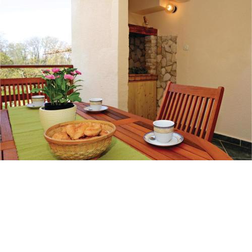 3 Bedroom Lovely Home In Kavran
