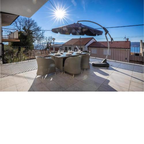 3 Bedroom Nice Home In Crikvenica
