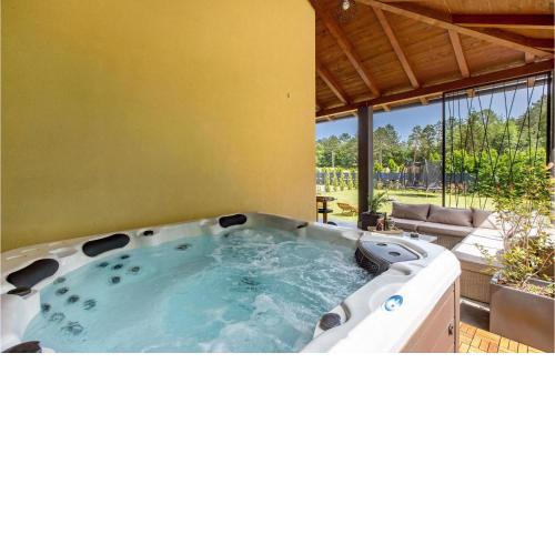 3 Bedroom Nice Home In Klana