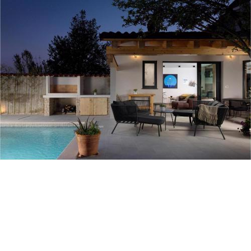 3 Bedroom Nice Home In Medulin