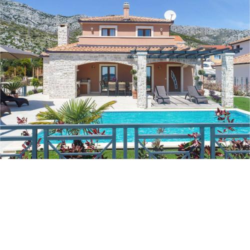 3 Bedroom Nice Home In Orebic