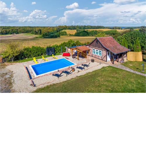 3 Bedroom Pet Friendly Home In Sveti Ivan Zabno