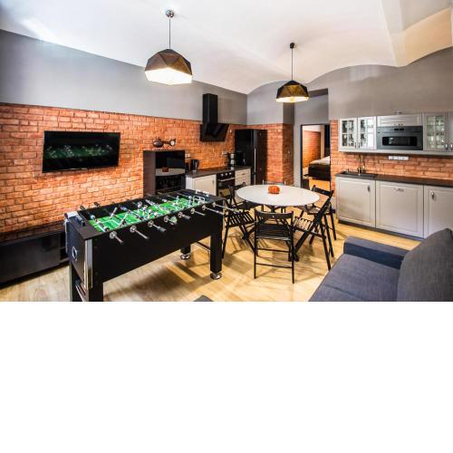 3BDR RUTERRA Apt with Table Football