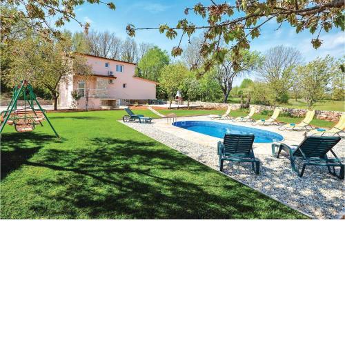 4 Bedroom Awesome Home In Lecevica