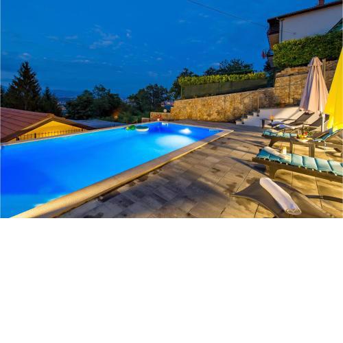 4 Bedroom Beautiful Home In Rukavac