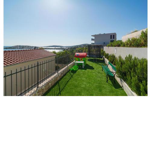 4 Bedroom Beautiful Home In Sevid