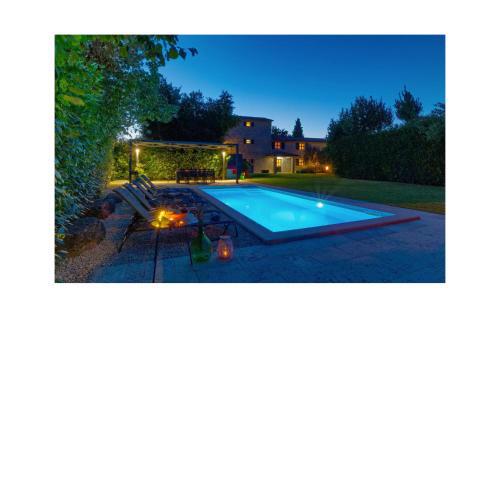 4 Bedroom Cozy Home In Kanfanar