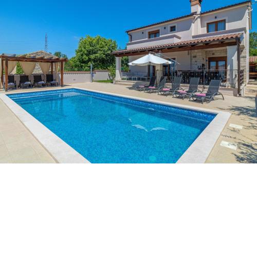 4 Bedroom Pet Friendly Home In Vodnjan