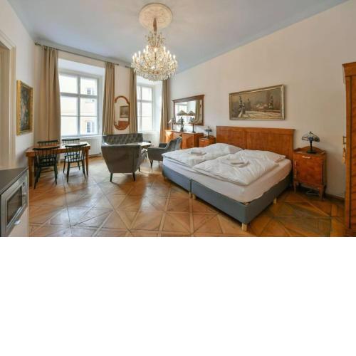 4 sigle beds or 2 double beds luxury apartment